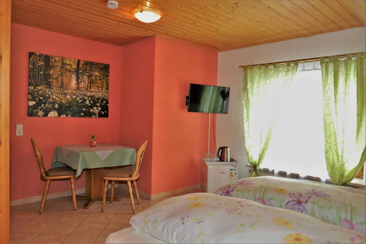Gaestehaus Willaringen Rickenbach  외부 사진