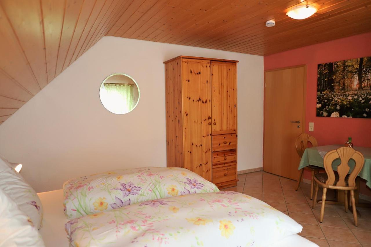 Gaestehaus Willaringen Rickenbach  외부 사진