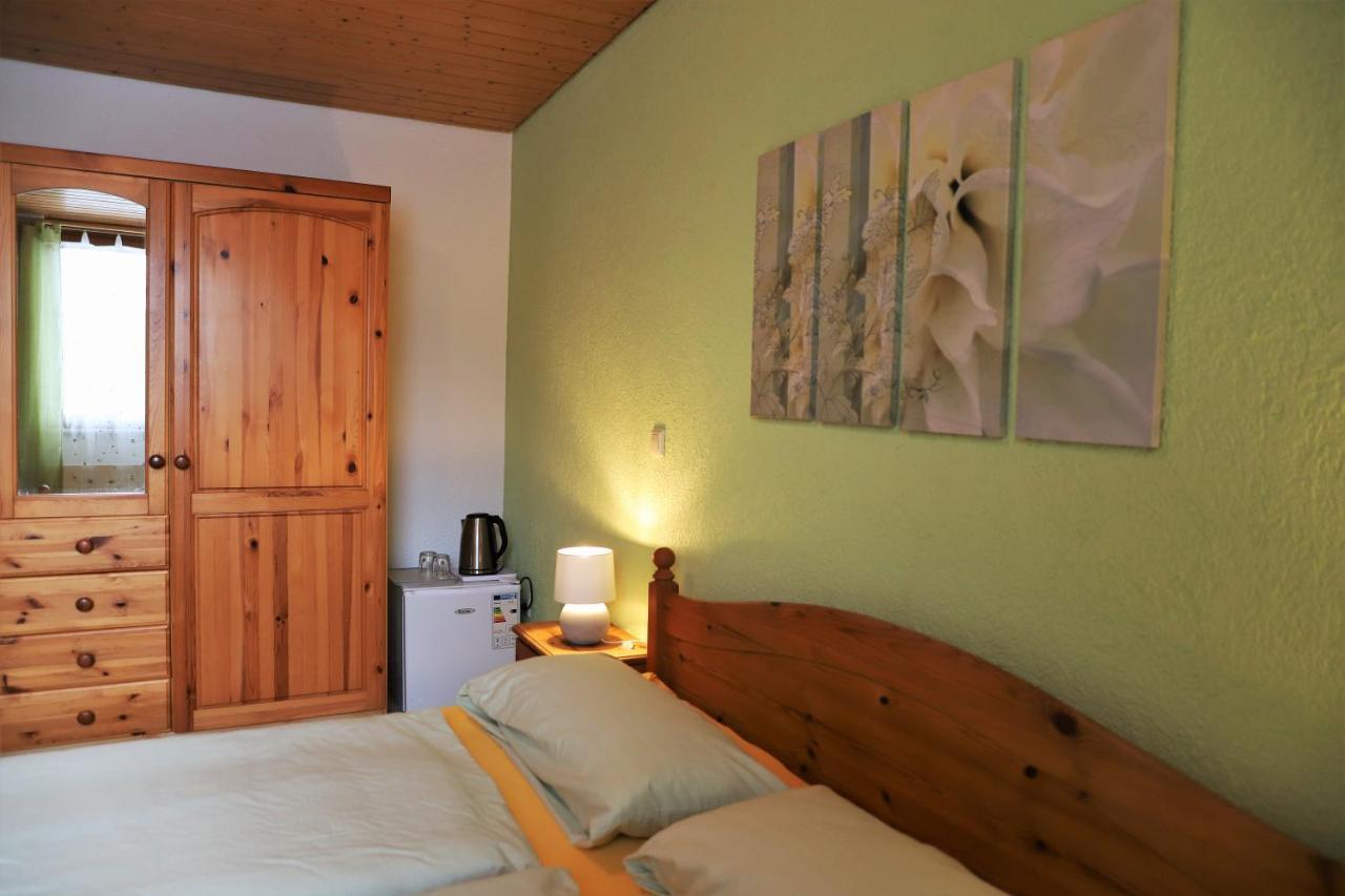 Gaestehaus Willaringen Rickenbach  외부 사진